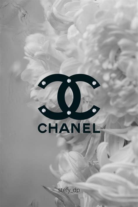 chanel wallpaper iphone aesthetic.